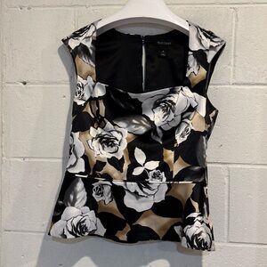 White House Black Market satin peplum top black white floral short sleeve size 6